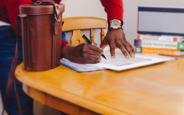 How to Create a Commission Contract for Artists